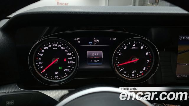 Mercedes-Benz E-Class E300 Avantgarde