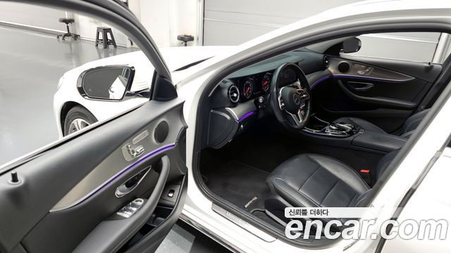 Mercedes-Benz E-Class E300 Avantgarde