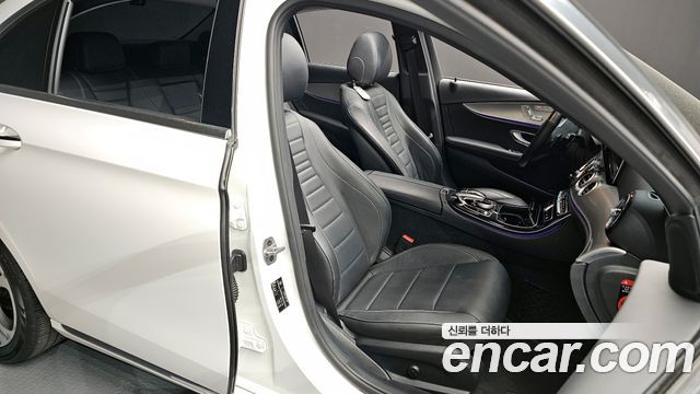 Mercedes-Benz E-Class E300 Avantgarde