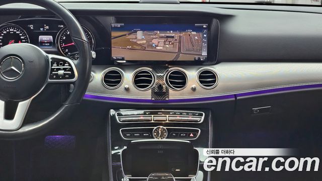 Mercedes-Benz E-Class E300 Avantgarde