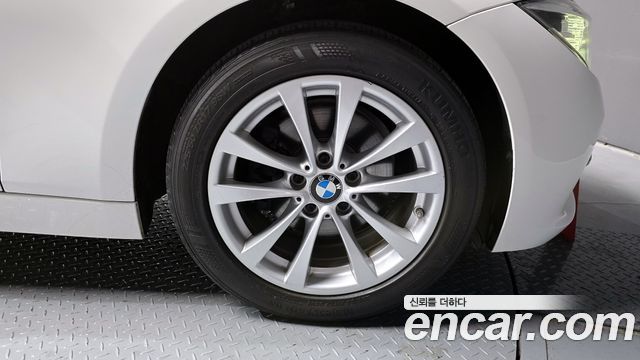 BMW 3-Series 320d
