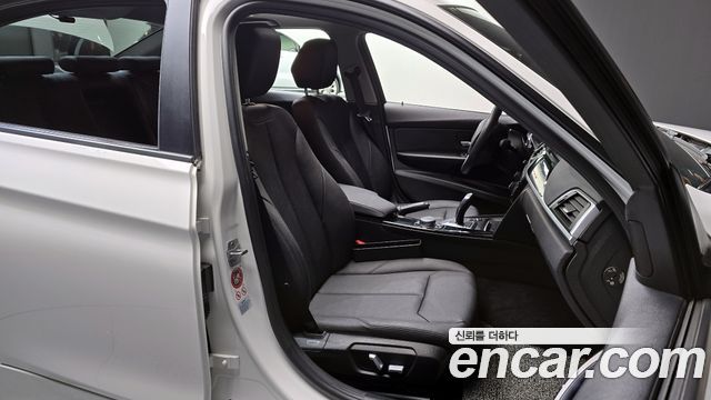 BMW 3-Series 320d