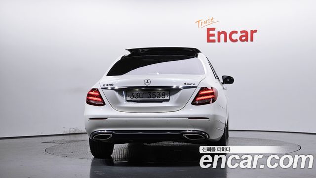 Mercedes-Benz E-Class E300 4MATIC EX Intelligent Drive