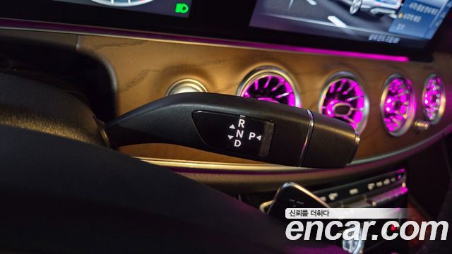 Mercedes-Benz E-Class E300 4MATIC EX Intelligent Drive