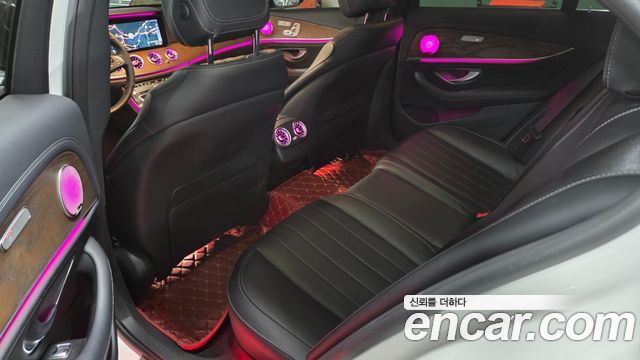 Mercedes-Benz E-Class E300 4MATIC EX Intelligent Drive