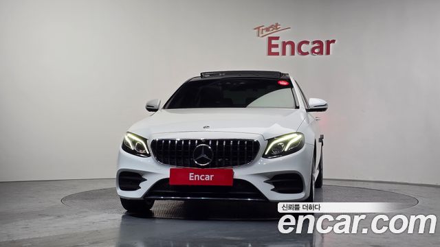 Mercedes-Benz E-Class E350 4MATIC AMG Line