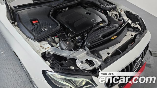 Mercedes-Benz E-Class E350 4MATIC AMG Line
