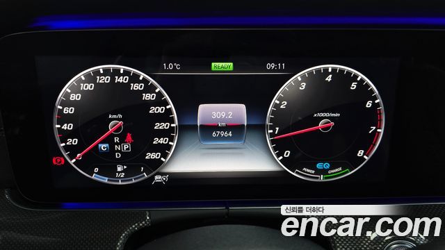Mercedes-Benz E-Class E350 4MATIC AMG Line