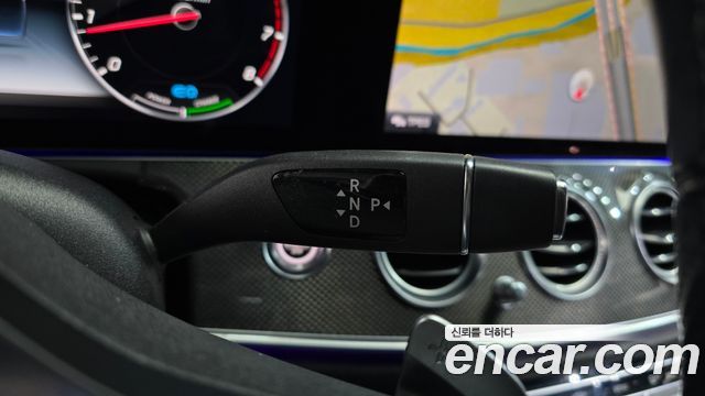 Mercedes-Benz E-Class E350 4MATIC AMG Line