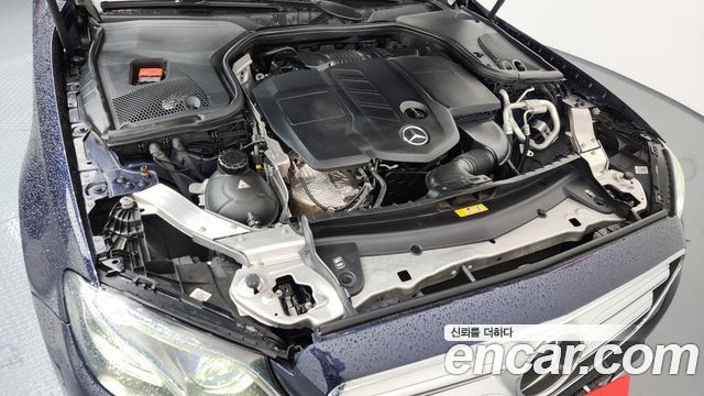 Mercedes-Benz E-Class E220d Avantgarde