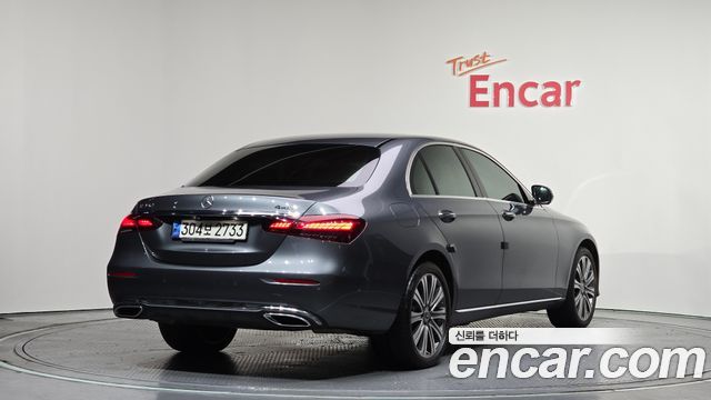 Mercedes-Benz E-Class E350 4MATIC Exclusive