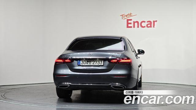 Mercedes-Benz E-Class E350 4MATIC Exclusive