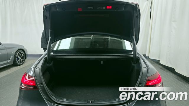 Mercedes-Benz E-Class E350 4MATIC Exclusive