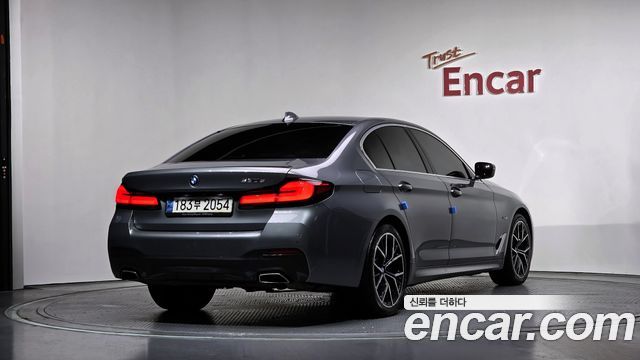 BMW 5-Series 530e M Sport