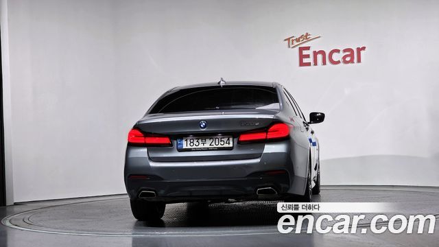 BMW 5-Series 530e M Sport