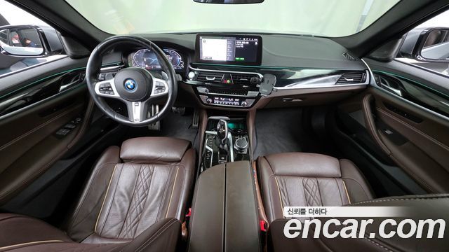 BMW 5-Series 530e M Sport