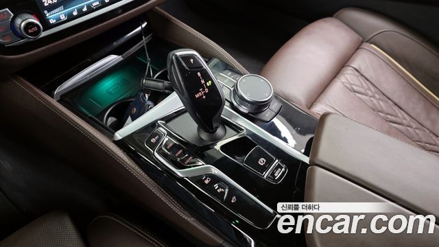 BMW 5-Series 530e M Sport