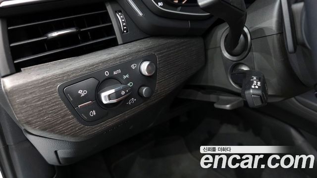 Audi A4 40 TFSI Premium