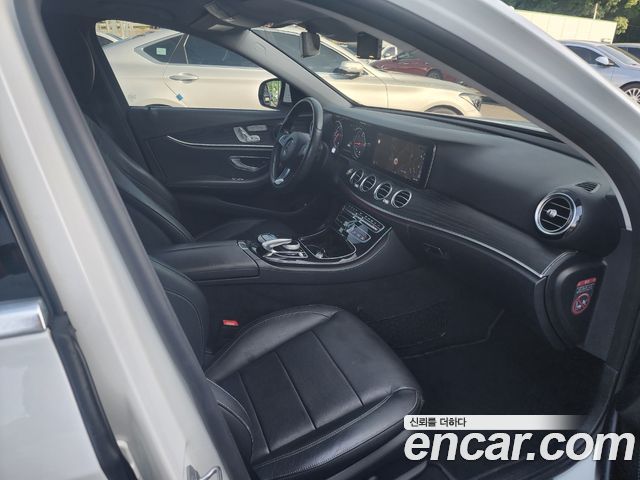 Mercedes-Benz E-Class E220 Bluetec Avantgarde