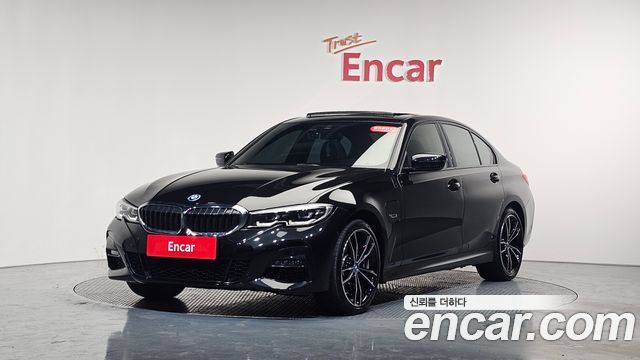 BMW 3-Series 330e M Sport