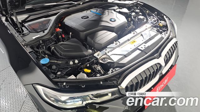 BMW 3-Series 330e M Sport