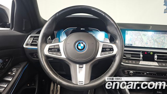 BMW 3-Series 330e M Sport