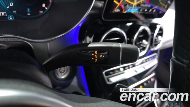 Mercedes-Benz GLC-Class GLC220 d 4MATIC