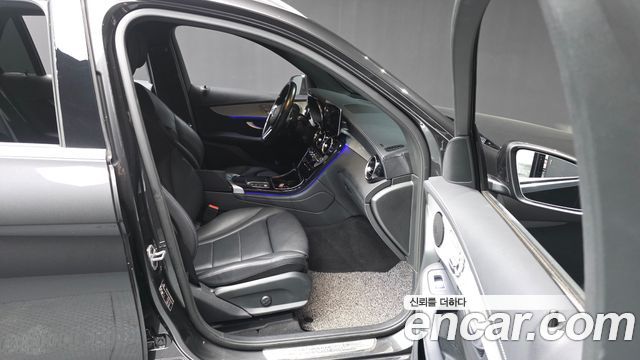 Mercedes-Benz GLC-Class GLC220 d 4MATIC