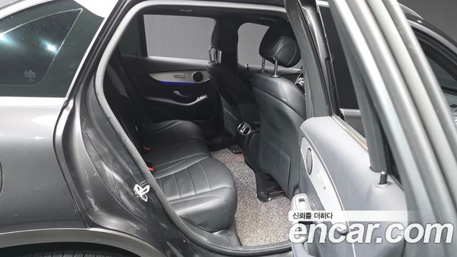 Mercedes-Benz GLC-Class GLC220 d 4MATIC