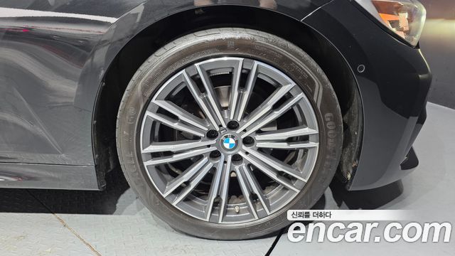 BMW 3-Series 320i M Sport