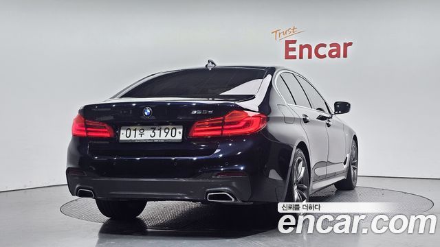 BMW 5-Series 520d M Sport package