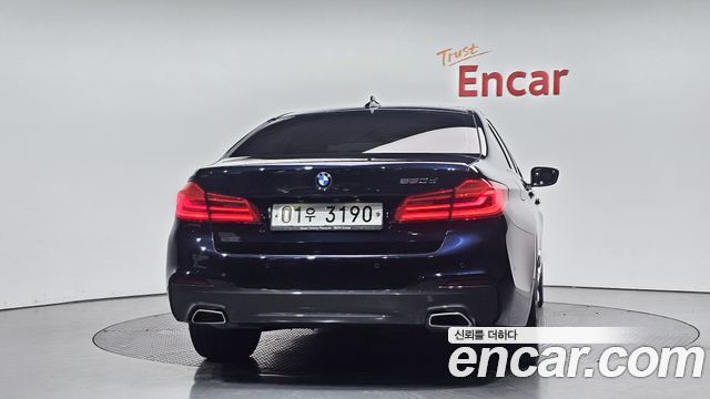 BMW 5-Series 520d M Sport package