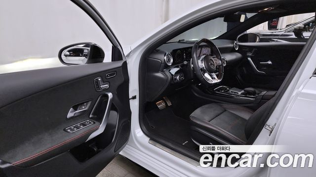 Mercedes-Benz A-Class AMG A45 4MAITC+ Hatchback