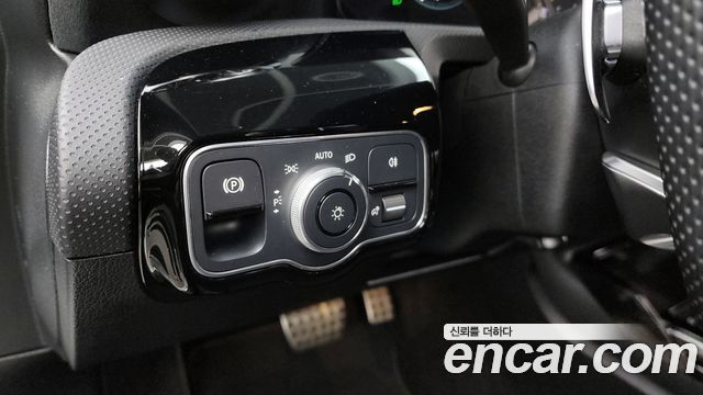 Mercedes-Benz A-Class AMG A45 4MAITC+ Hatchback