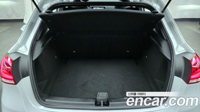 Mercedes-Benz A-Class AMG A45 4MAITC+ Hatchback
