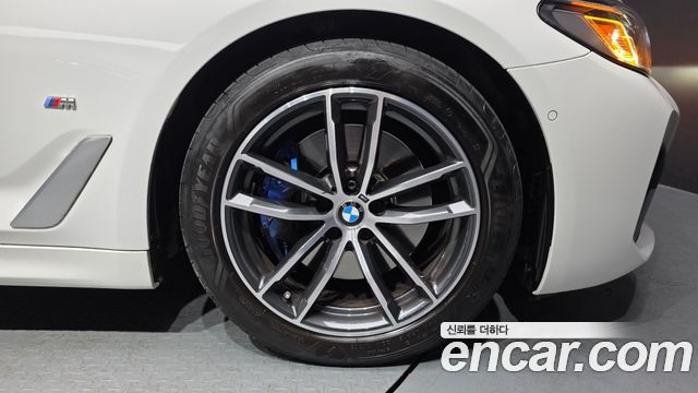 BMW 5-Series 520i M Sport