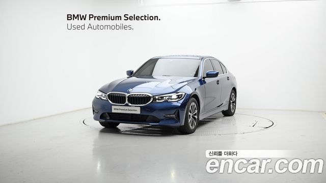BMW 3-Series 320i