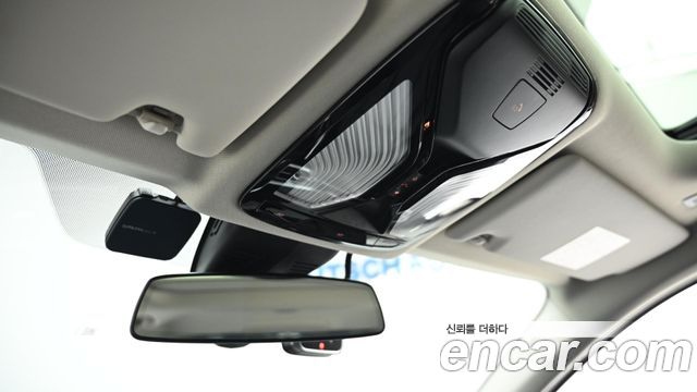BMW 3-Series 320i