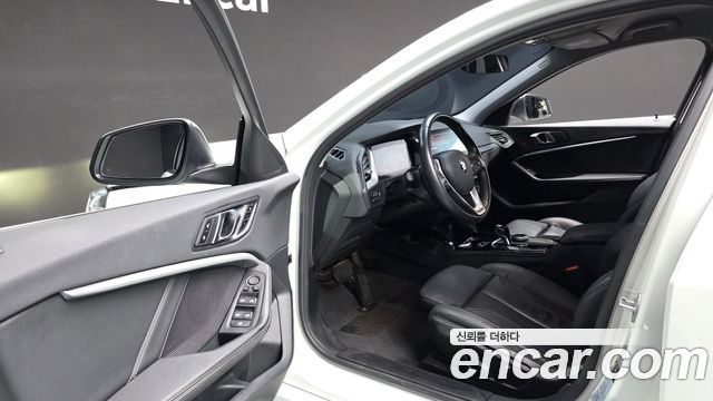BMW 1-Series 120i Advantage