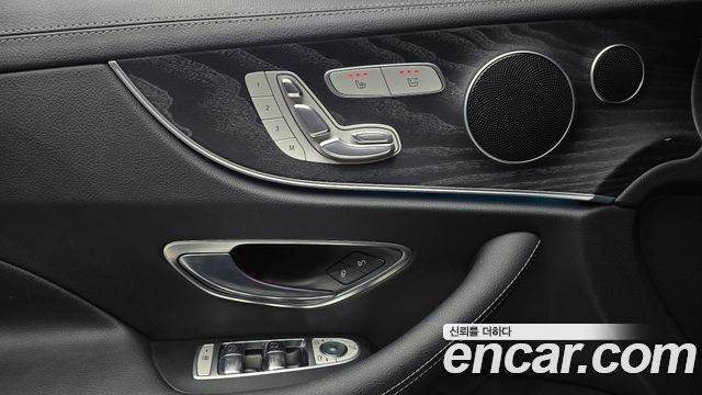 Mercedes-Benz E-Class E220d Cabriolet