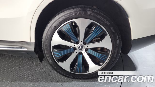 Mercedes-Benz EQC EQC400 4MATIC