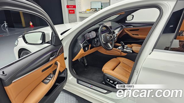 BMW 5-Series 520i M Sport