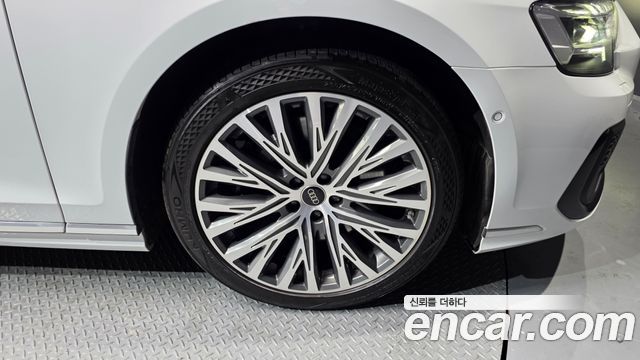 Audi A8 55 TFSI Quattro Premium LWB