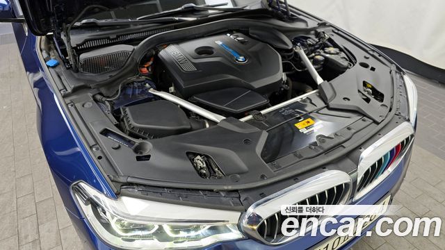 BMW 5-Series 530e Luxury