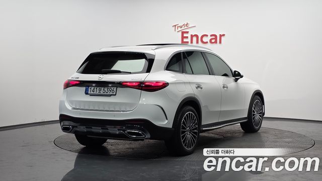 Mercedes-Benz GLC-Class GLC300 4MATIC AMG Line