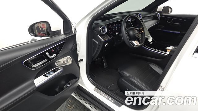 Mercedes-Benz GLC-Class GLC300 4MATIC AMG Line