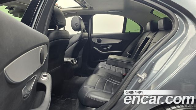 Mercedes-Benz C-Class C200 Avantgarde