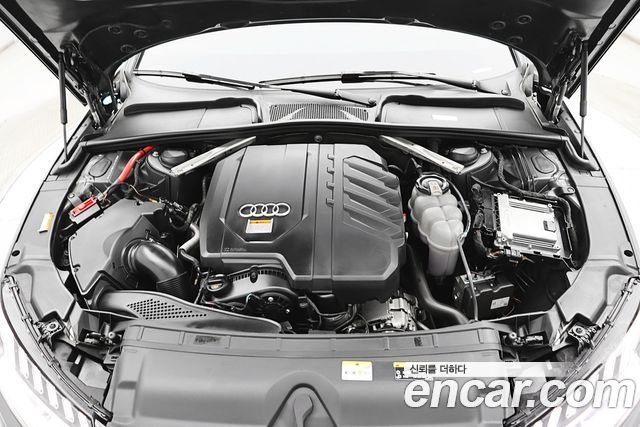 Audi A4 40 TFSI Premium