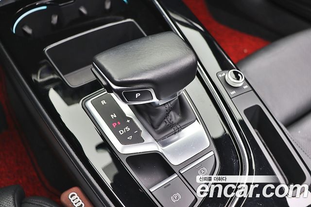 Audi A4 40 TFSI Premium