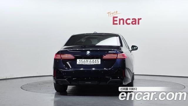 BMW 5-Series 523d M Sport
